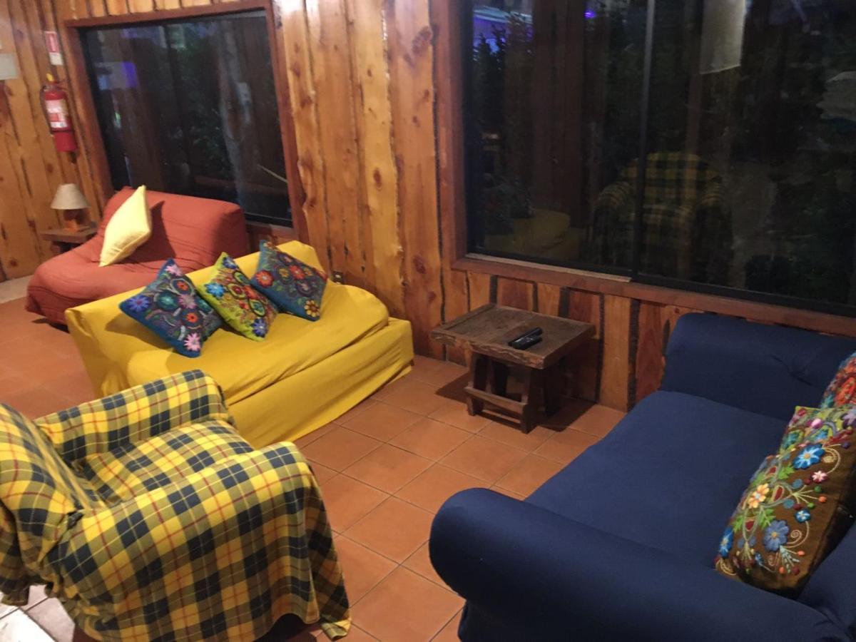 Ruka Pucon Hostel Eksteriør billede